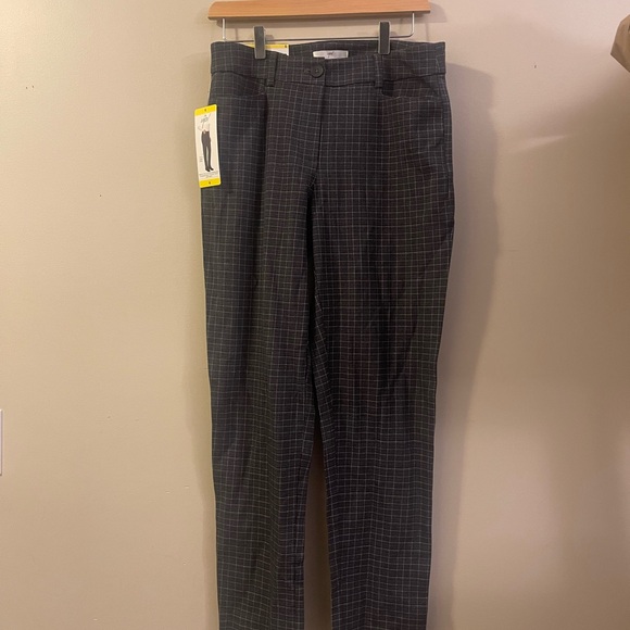 Women's Black Checkered Straight Leg Pants - Picture 2 of 5